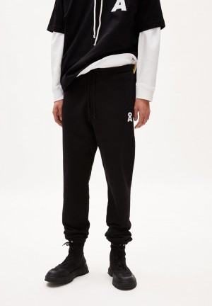 ARMEDANGELS AAIKE ICONIC CAPSULE Heavyweight Sweat Pants Regular Fit made of Organic Cotton Mix Schwarz | 5201BRHFX