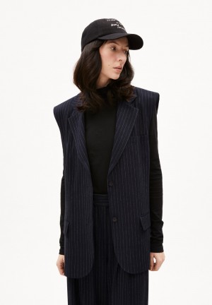 ARMEDANGELS AAVEST PINSTRIPE Blazer Loose Fit made of LENZING™ ECOVERO™ Viscose Mix Night Sky-white | 6102KLSZQ