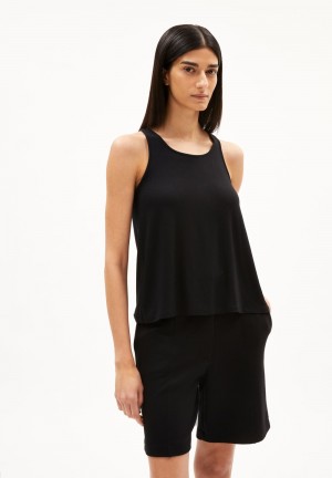 ARMEDANGELS ARELINAA Top Regular Fit made of LENZING™ ECOVERO™ Viscose Mix Schwarz | 2510SGKVE
