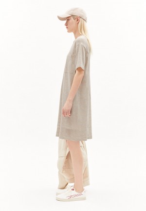 ARMEDANGELS CHAARA LOVELY STRIPES Jersey Dress Relaxed Fit made of Organic Cotton Sand Stone-oatmilk | 7405EIPAW