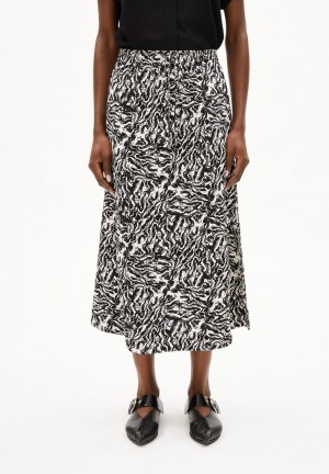 ARMEDANGELS DARTIAA STONEY Woven Skirt Relaxed Fit made of LENZING™ ECOVERO™ Viscose Oatmilk | 2473RQCTS