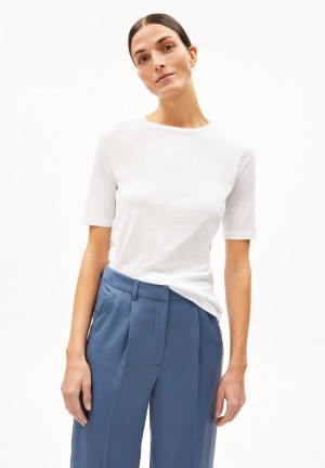 ARMEDANGELS DONAAJI FEAATHER LIGHT T-Shirt Slim Fit made of Organic Cotton Weiß | 8730KYWPJ