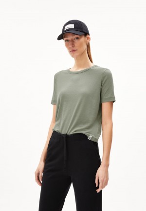 ARMEDANGELS GENEVRAA Rib T-Shirt Regular Fit made of TENCEL™ Lyocell Mix Grau Grün | 9408KFYNE