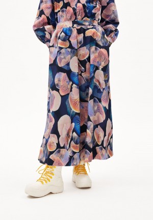 ARMEDANGELS JASINAA NATURE JEWELS Woven Skirt Loose Fit made of Organic Cotton Schwarz | 2869TAJCE