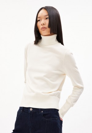 ARMEDANGELS KAATHIA Sweater Regular Fit made of Organic Cotton Mix Undyed | 5103FDLPU
