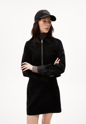 ARMEDANGELS SAEDAA CORDUROY Overshirt Relaxed Fit made of Organic Cotton Mix Schwarz | 2943UEHOY
