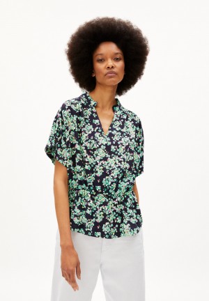 ARMEDANGELS STAACY DITSY FLORAL Blouse Relaxed Fit made of LENZING™ ECOVERO™ Viscose Night Sky | 9572LQRJD